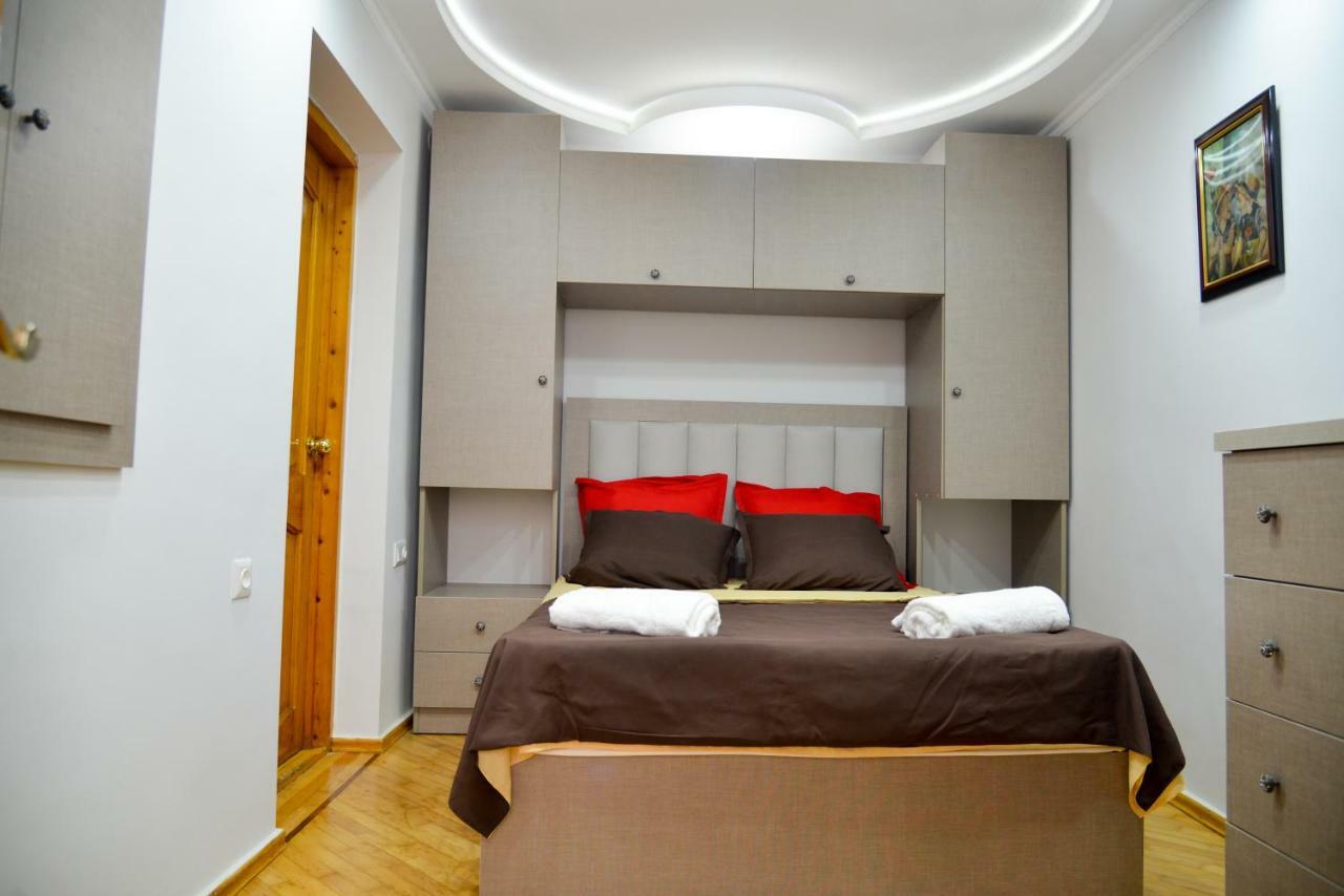Anastasia Apartment Koutaïssi Extérieur photo