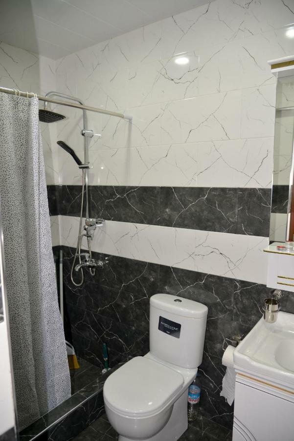 Anastasia Apartment Koutaïssi Extérieur photo